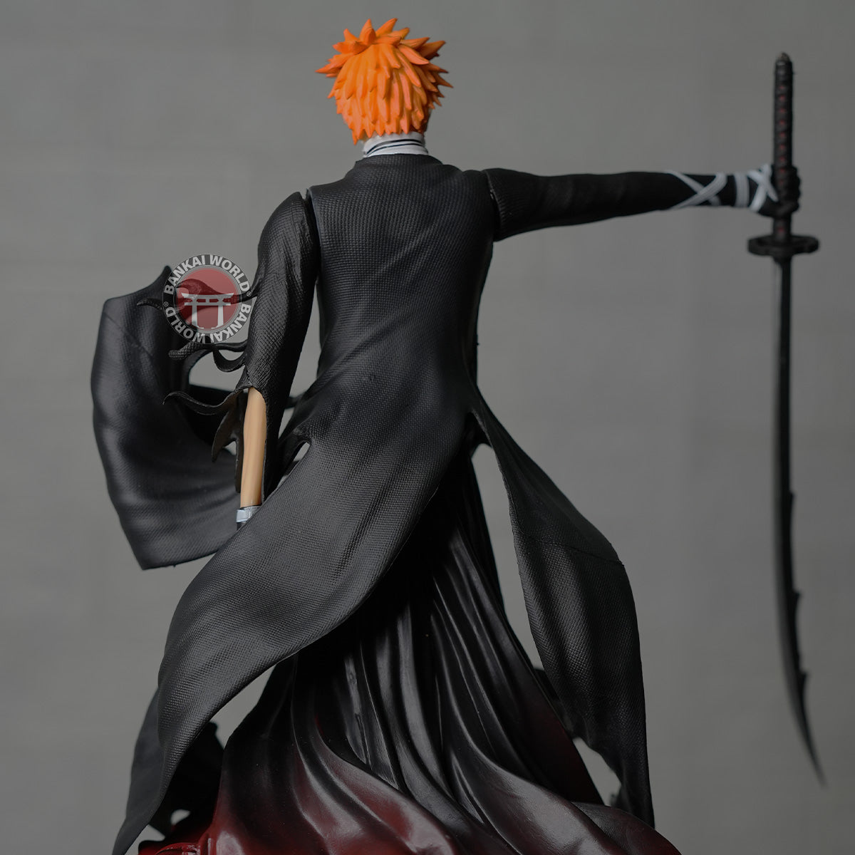 Ichigo In Half Hollow Mask Action Figure