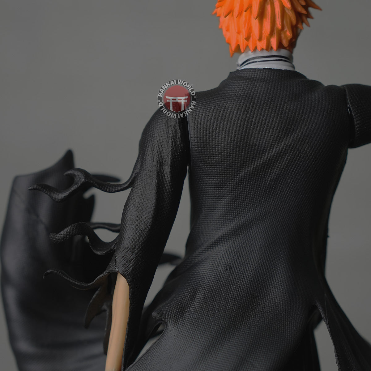 Ichigo In Half Hollow Mask Action Figure