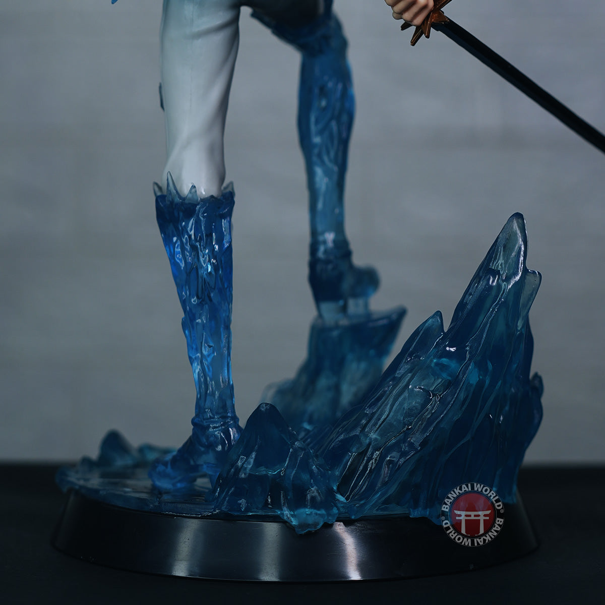 Adult Hitsugaya Action Figure