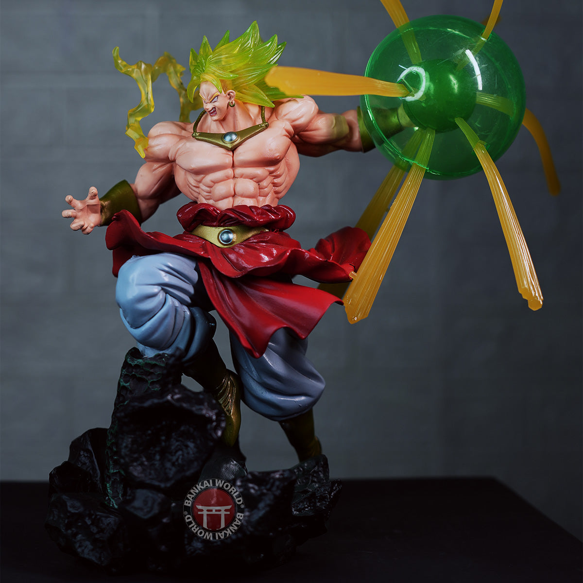 Broly Fighting Action Figure