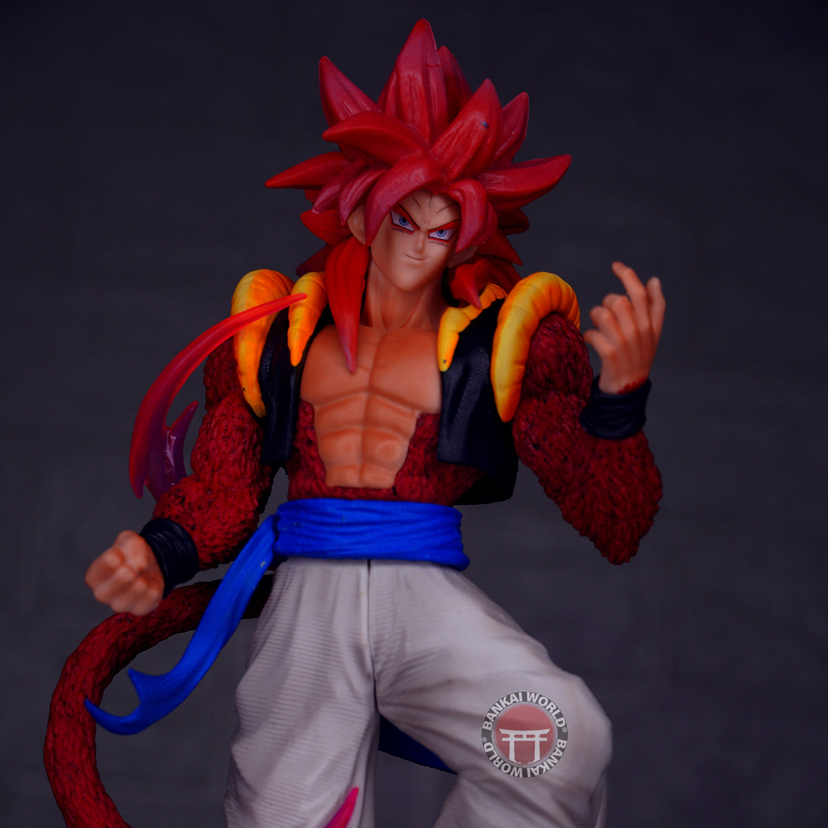 Goku Super Saiyan figure